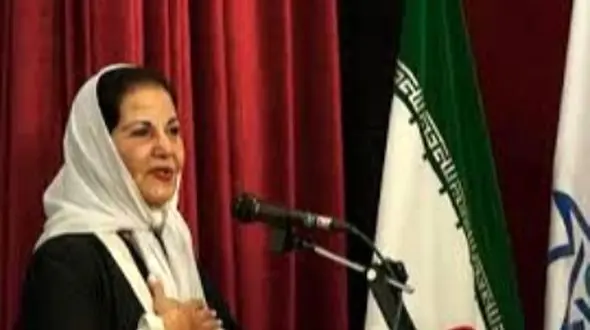 بازیگر زن سینمای قبل انقلاب، روی جلد مجله مشهور