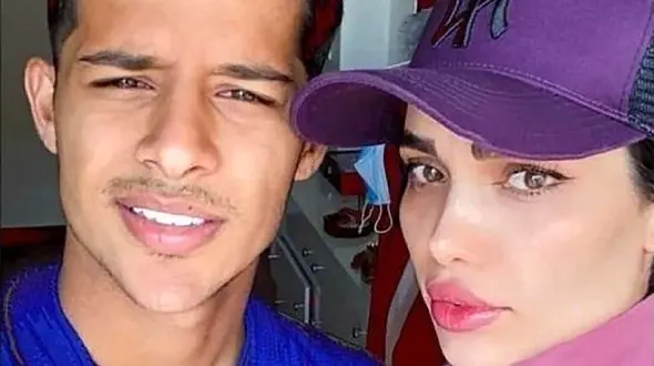 حمله استقلالی ها به همسر مهدی قائدی ! + عکس استوری