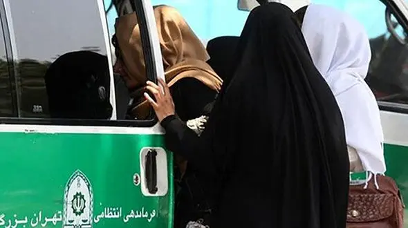 سردار رحیمی : برنامه‌ای برای جریمه کردن شهروندانی که بدحجاب هستند، نداریم