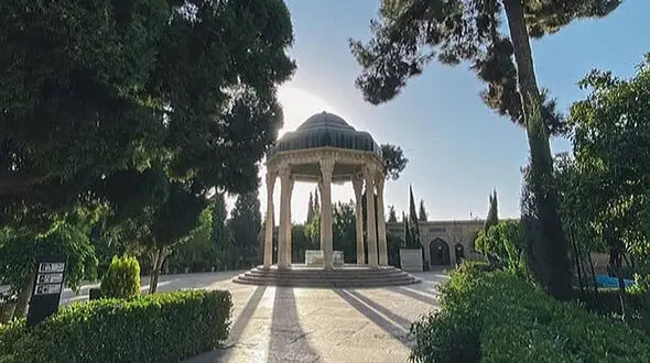 فال حافظ 4 بهمن با تفسیر درست + فیلم