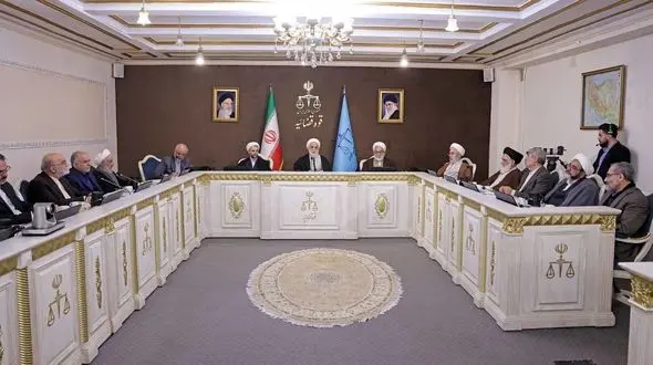 امنیت و معیشت مردم اهمیت بسیاری دارد/ ادعای فساد ۹۲ هزار میلیارد تومانی درست نبود