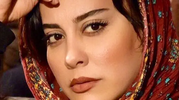 فیلم. رقص هندی آشا محرابی بازیگر سریال صفا با خانواده / هم ریز میاد هم میخونه