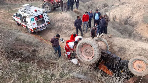 تصادف مرگبار پژو با تراکتور در خراسان شمالی