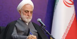 رئیس قوه قضائیه: خبرنگار متعهد، هم‌سنگر رزمندگان پشت لانچر است