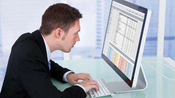 6 راه تقویت چشم هنگام کار با رایانه