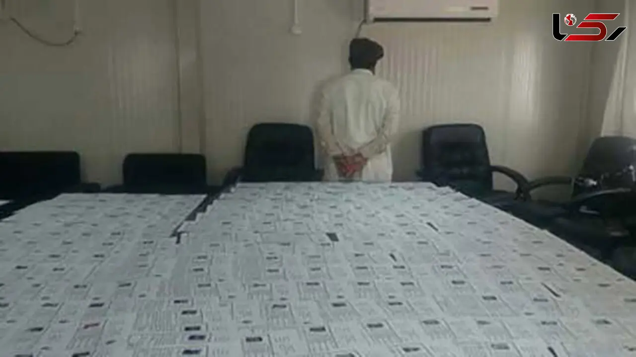 دستگیری مردی با ۴۰۰ شناسنامه جعلی! +عکس و جزئیات