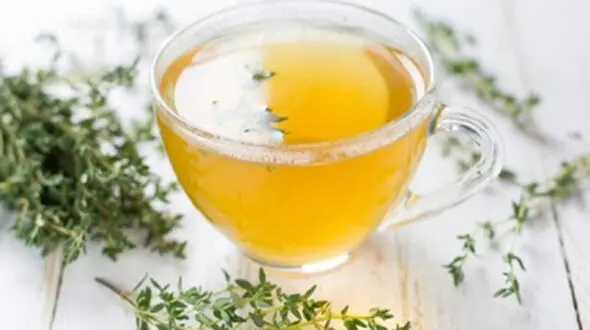 خواص شگفت انگیز آویشن / دم کرده این گیاه برای بدن معجزه می کند