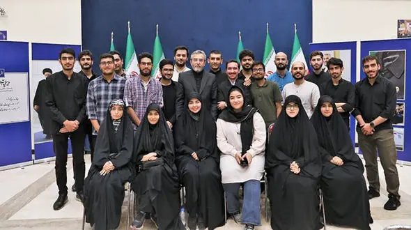 دیدار جمعی از دانشجویان دانشگاه تهران و سرپرست وزارت امور خارجه