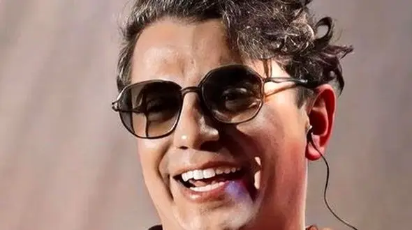 دانلود آهنگ باشکوه من مگه مردم از محسن ابراهیم زاده /خواب دیدم خیس بود چشات...