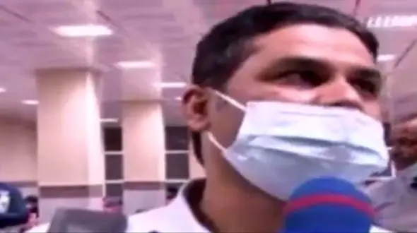 فیلم گفتگو با مسافران هواپیمای هندی پس از فرود اضطراری در زاهدان