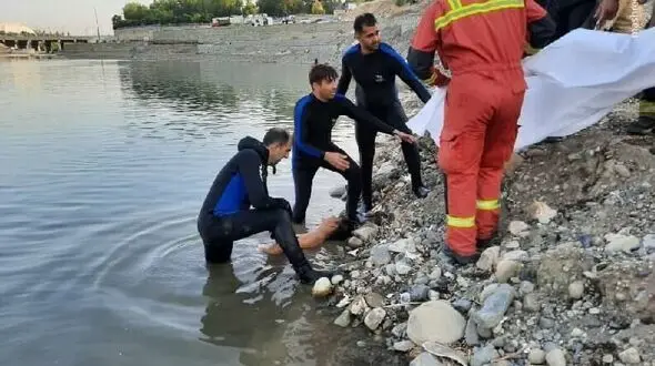 دریا در چابکسر 3 قربانی گرفت / اورژانس به داد 3 نفر دیگر رسید 