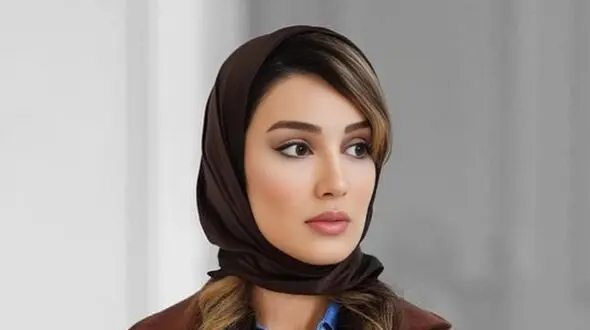 عکس های خانوادگی از زهرا نادری‌فر بازیگر سریال ناریا و برادرهایش منتشر شد / خانوادگی خوش‌چهره‌اند