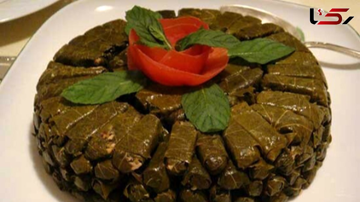  فیلم / طرز تهیه دلمه برگ مو تبریز مخصوص چهارشنبه سوری با عطر و طعم بی‌ نظیر 