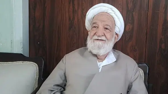 رفع حصر میرحسین موسوی، کروبی و رهنورد را صادر فرمائید 