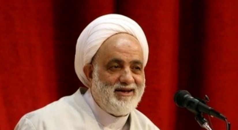 خاطره با حال حاج آقای قرائتی از آخوندی که عمامه‌شو انداخت تو آب تا ...