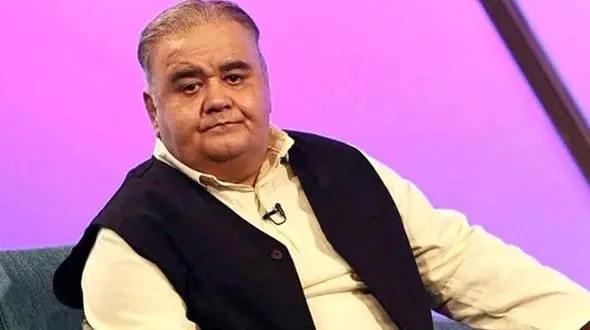 اکبر عبدی در کنار همسر جوان و دخترش + عکسی که تا کنون ندیده اید! 