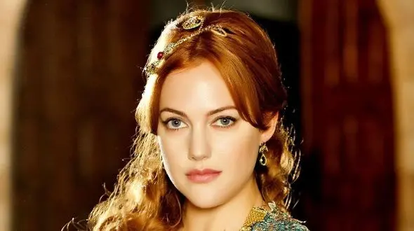 عکس؛ سفر در زمان؛ ظاهر «بازیگر نقش خرم سلطان» در 30 سالگی؛ سال 1393