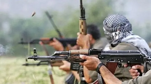 اخراج چند معلم کردستانی به دلیل همکاری با پژاک /  از تحریک به کشف حجاب و تشویق دانش‌آموزان به ترک کلاس‌ها تا تهیه پنل‌های خورشیدی برای گروه‌های مسلح !