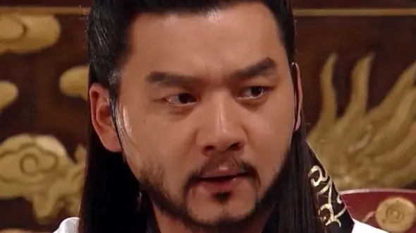 ژست بامزه «بانو یومیول و تسو» در پشت صحنه سریال جومونگ