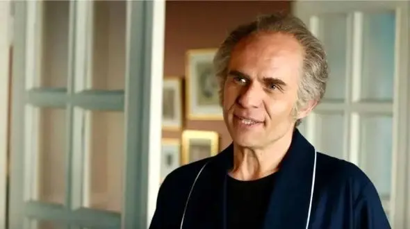 فیلم/ ته یک کوچه دنج در نیاوران؛ اینجا خانه «جمشید نجات» تاسیان است