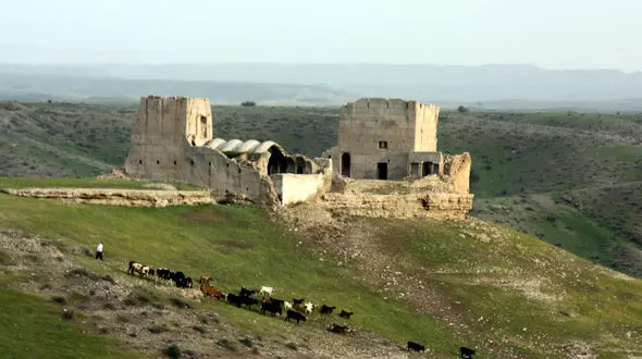 برج بمونی آقا؛ میراثی از دل تاریخ بهبهان + فیلم