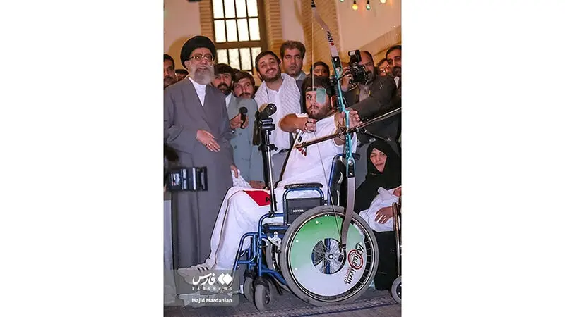  عکس‌های دیده‌نشده از حضرت آیت الله خامنه ای رهبر شهید انقلاب 