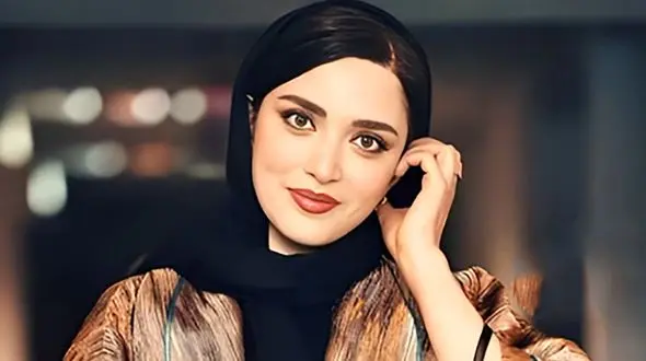 عکس پدر و مادر بهنوش طباطبایی با استایل محلی !