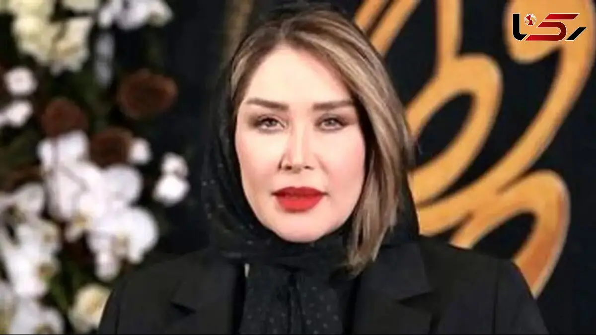 استایل اروپایی سارا منجزی پور همسر محمد علیزاده و مادر فرزندش / کلاه لبه دار، بادبزن عروس مثل ملکه های انگلیس / چه مامان با جذبه ای!