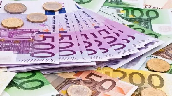 قیمت دلار امروز دوشنبه ۲۸ بهمن