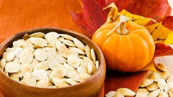 تنظیم هورمونی با این تخمه خوشمزه پر خواص!