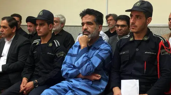 اولین عکس ها  از جلسه محاکمه قاتل امام جمعه کازرون در دادگاه + جزییات