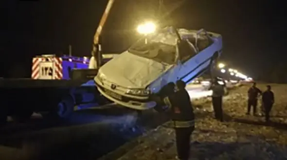 واژگونی یک دستگاه پژو پارس در بزرگراه دکتر دادمان لار + عکس