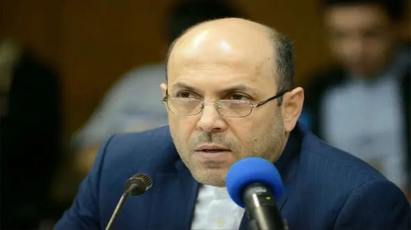 بازجویی پلیس از مدیر عامل باشگاه استقلال در فرودگاه امام خمینی(ره) / اتهام چه بود؟