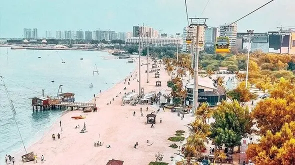 هزینه سفر به کیش در پاییز 1402 چقدر است؟