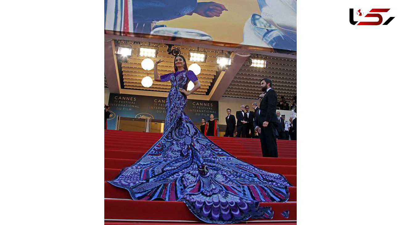  3000 ساعت کار روی لباس پروانه ای "آیشواریا رای"/ظاهر جذاب ستاره بالیوودی 44 ساله