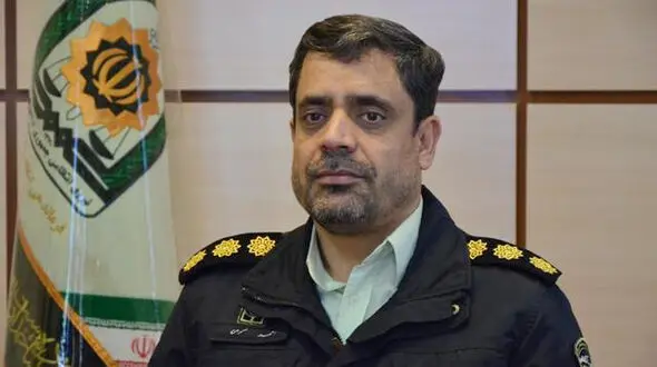 دستگیری سارق لوازم داخل خودرو در قم+عکس