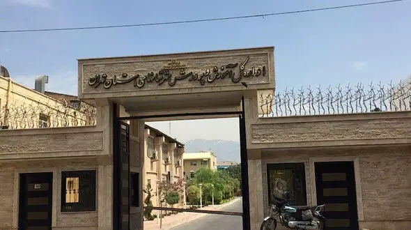 واکنش آموزش و پرورش به خبر نظافت مدرسه توسط مادر در ازای ثبت نام فرزند !