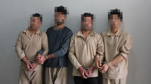 نقشه کثیف مرد 2 زنه با همسرانش ! / 11 زن و مرد در جردن تهران جولان می دادند ! + عکس ها