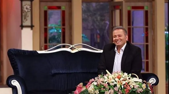 پاسخ‌های جالب مجری ورزشی به مهران مدیری در دورهمی! 