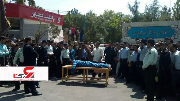 شلاق خوردن 7 شرور در ملاء عام در قوچان + گزارش تصویری