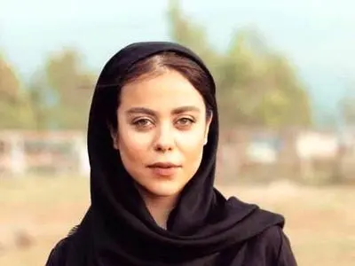 الهام اخوان: نبوغ پیمان قاسم خانی دچار رسوب شده است/ همیشه نیشم باز است