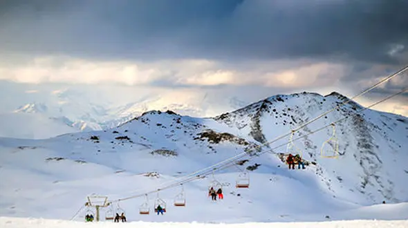سقوط مرگبار کوهنورد میانسال در اصفهان