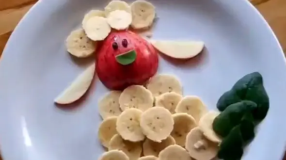 تزئین سالاد میوه ای به شکل گوسفند + فیلم