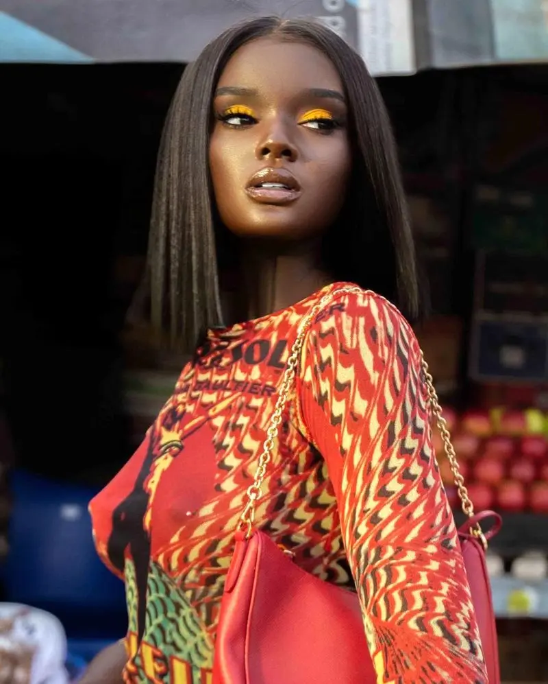 مدل سیاه پوست