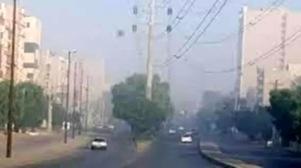 آلودگی هوا در ۱۴ شهر خوزستان /۶ شهر در وضعیت قهوه‌ای، بنفش، قرمز