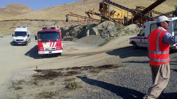 مرگ فجیع جوان بوکانی بر اثر انفجار TNT +عکس