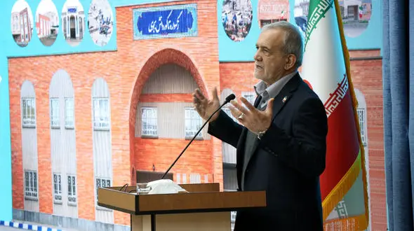 دستاوردهای مشارکت مردم در مدرسه‌سازی الگویی موفق برای حل سایر مسائل کشور است