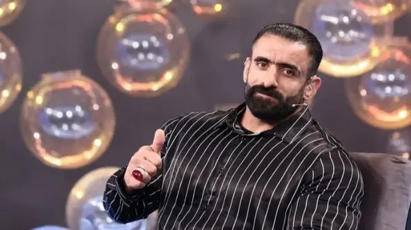 همزاد هادی چوپان، با شباهت صد در صدی پیدا شد+عکس/ یکی جذاب تر و خوشتیپ تر و معروفتر