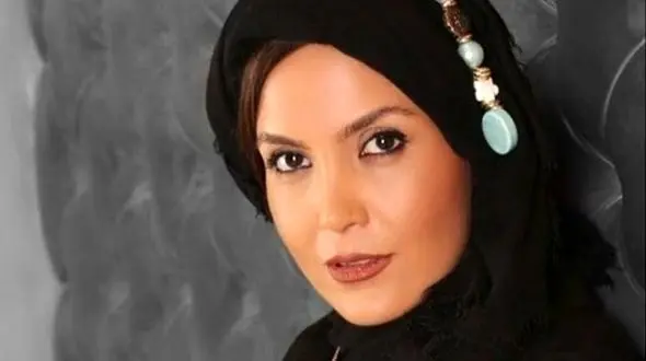 عکس ها / نگاهی به چیدمان  شاهانه و مجلل خانه  سامیه لک، بازیگر سریال «آنام»/ از مبلمان مدرن و پرده‌های اعیانی تا لوستر مجلل و ...