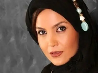 عکس ها / نگاهی به چیدمان  شاهانه و مجلل خانه  سامیه لک، بازیگر سریال «آنام»/ از مبلمان مدرن و پرده‌های اعیانی تا لوستر مجلل و ...